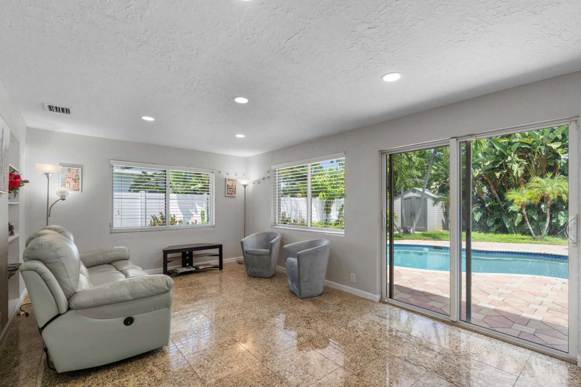 319 SW 2nd Street, Boca Raton, FL 33432 Photo