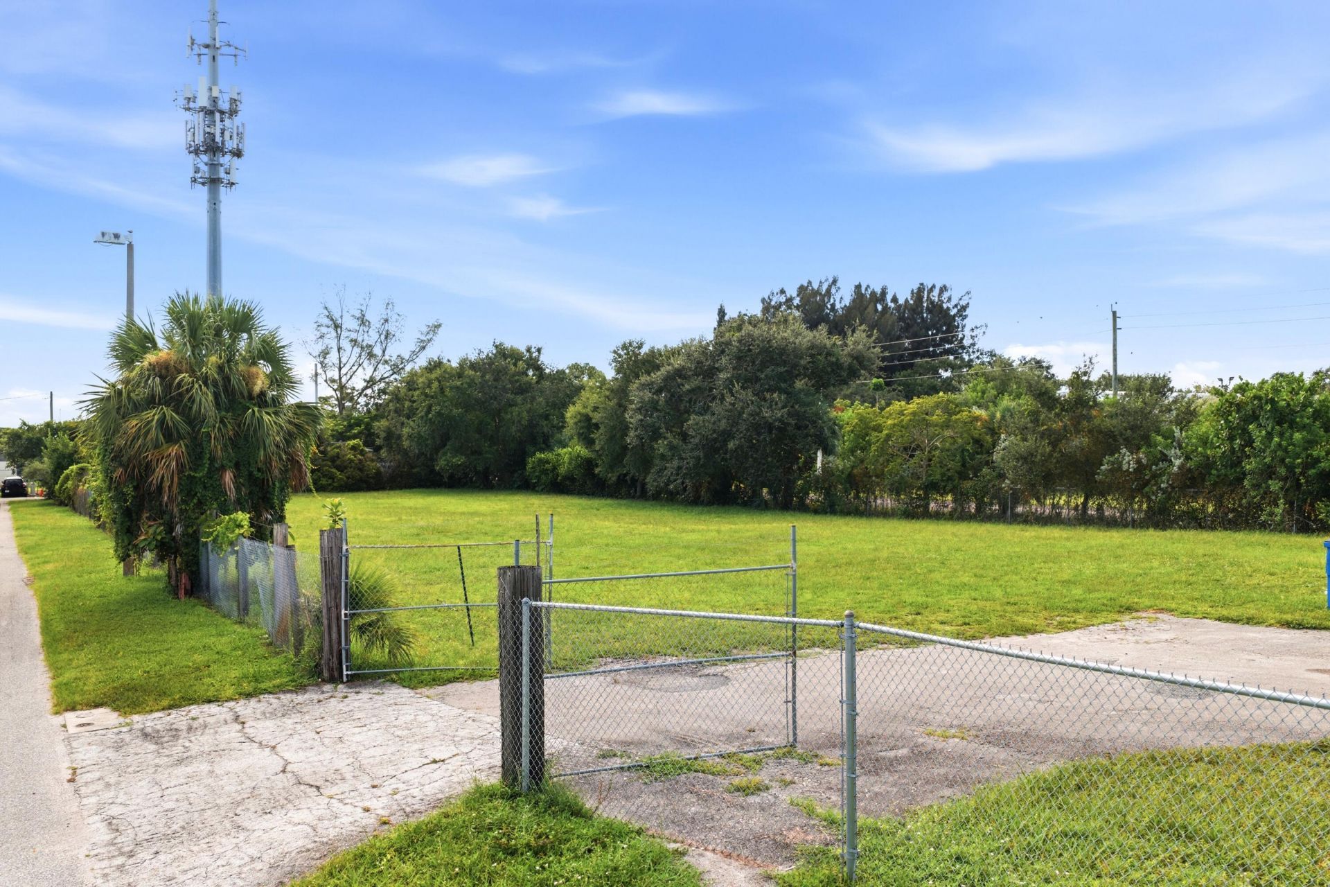 4382 Annette Street, West Palm Beach, FL 33409 Photo