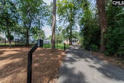 555 N. Trenholm Road  photo 4
