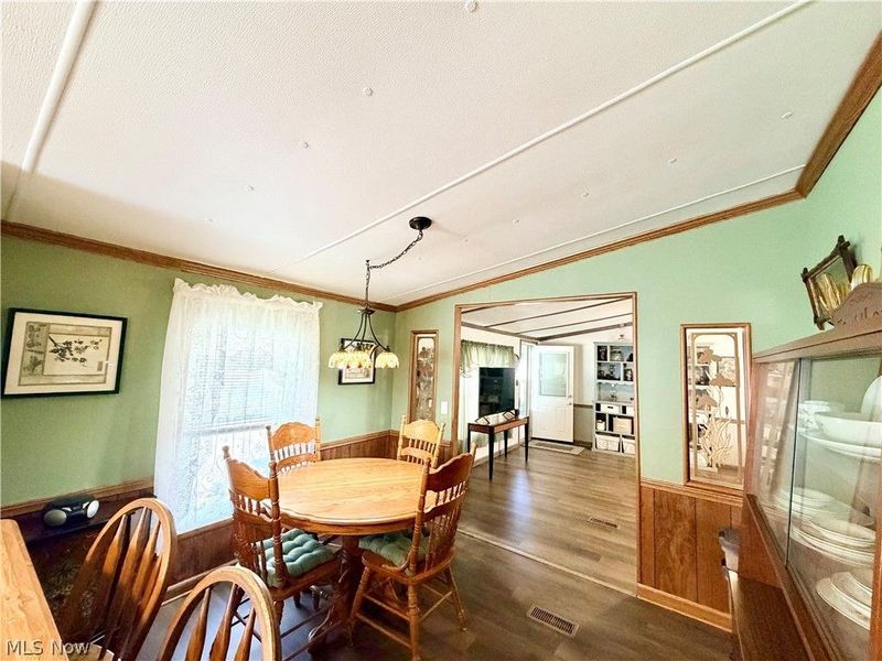 500 Compass Circle SE, New Philadelphia, OH 44663 Photo 6