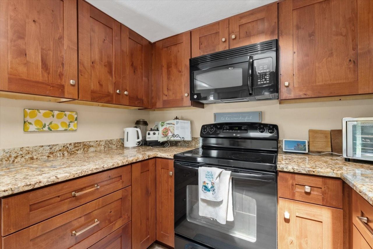 3289 Fairhaven Lane, Unit 112, Sarasota, FL 34239 Photo