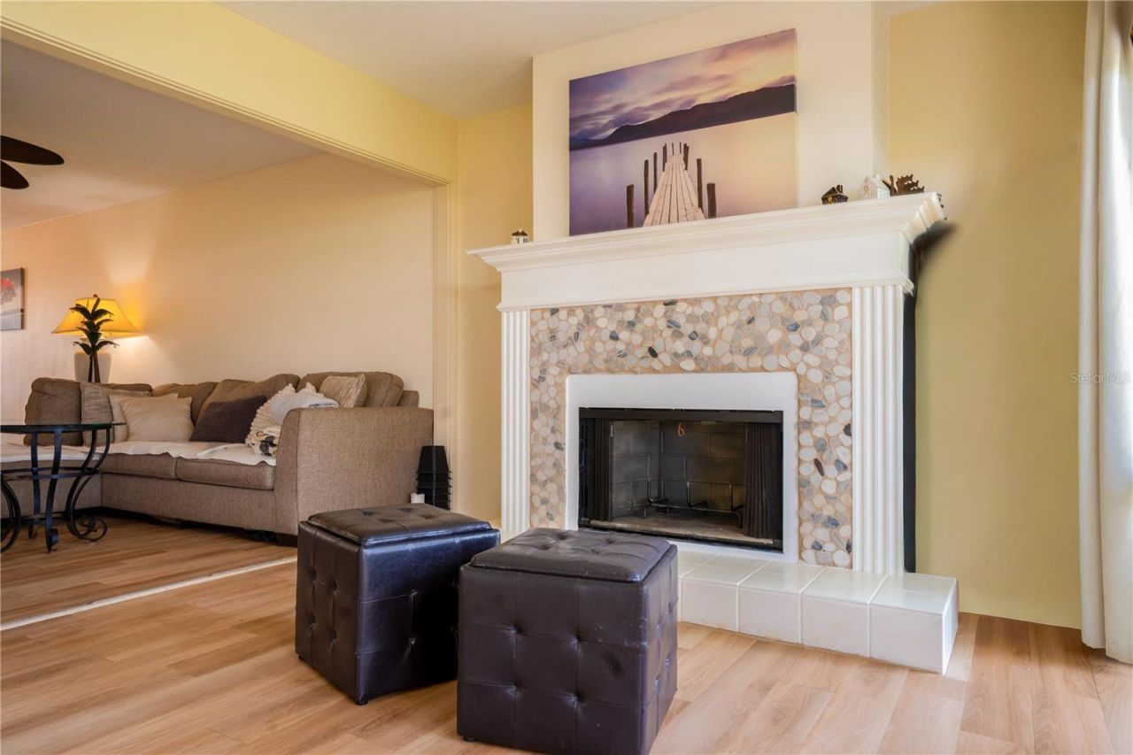 3289 Fairhaven Lane, Unit 112, Sarasota, FL 34239 Photo