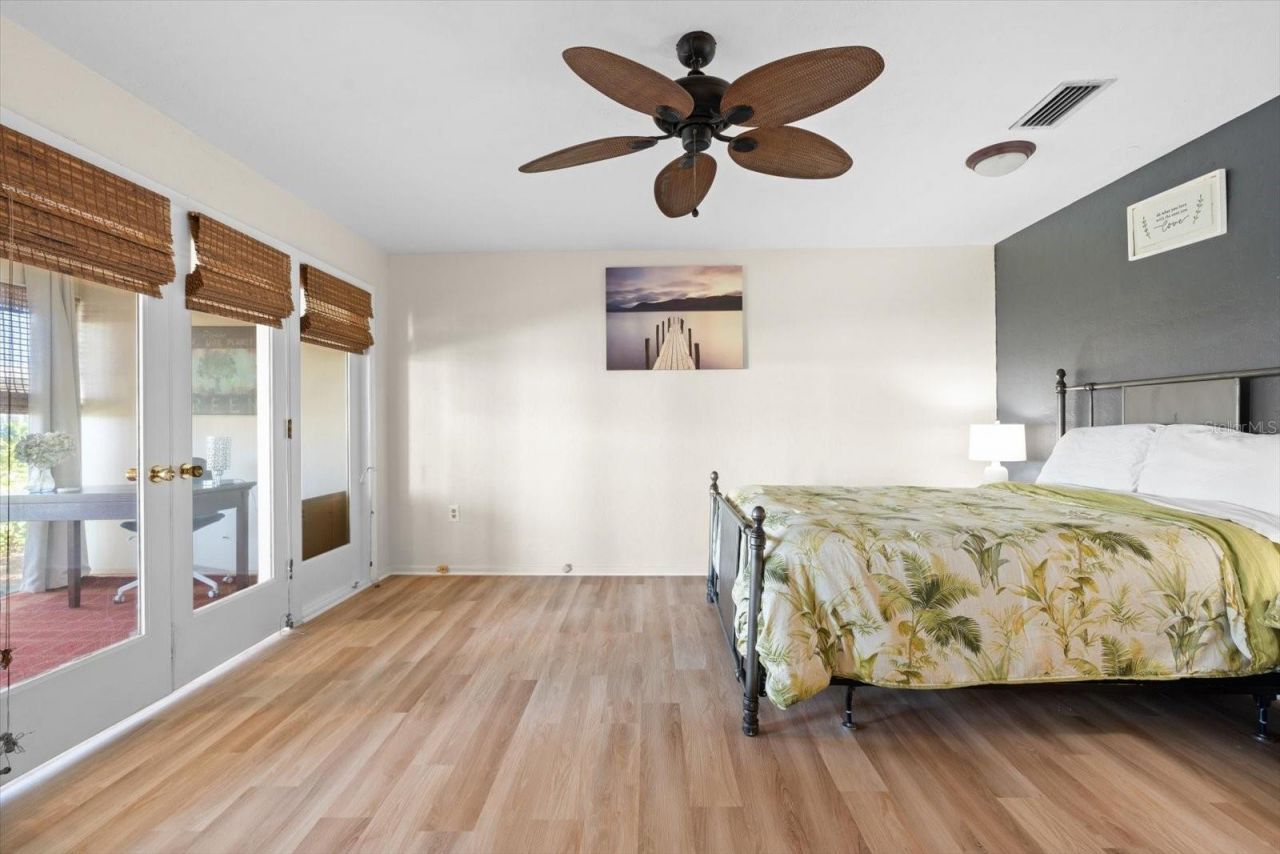 3289 Fairhaven Lane, Unit 112, Sarasota, FL 34239 Photo
