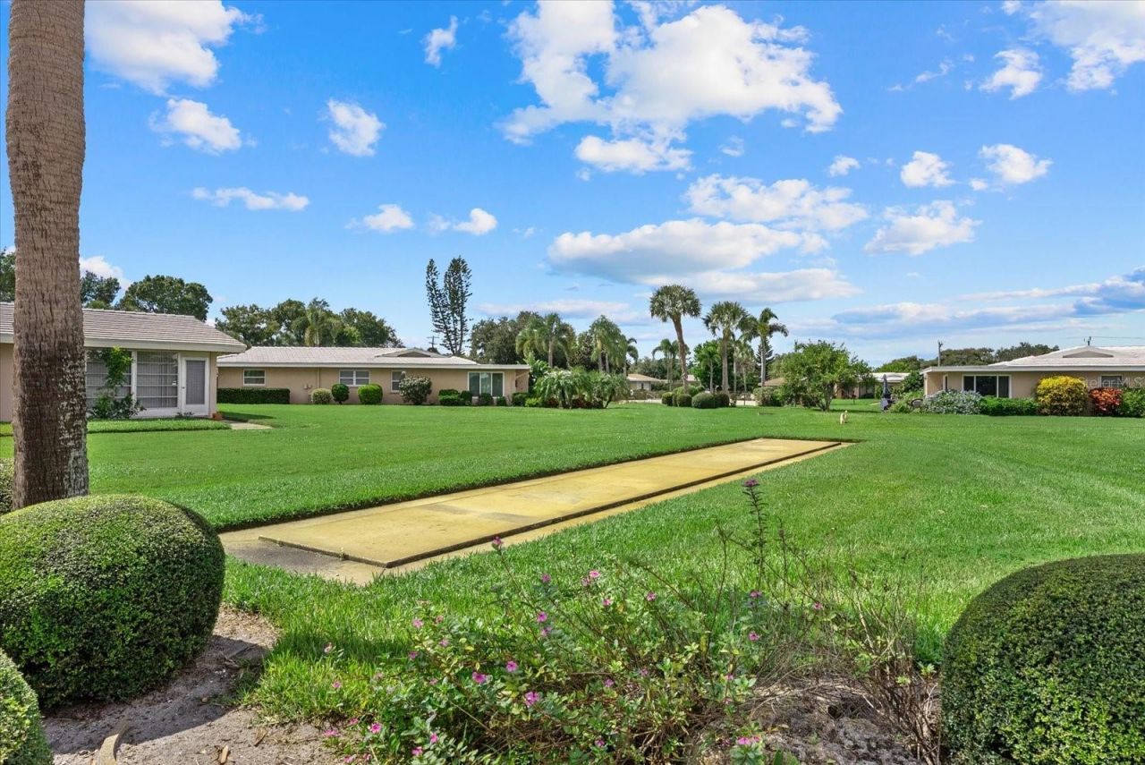 3289 Fairhaven Lane, Unit 112, Sarasota, FL 34239 Photo