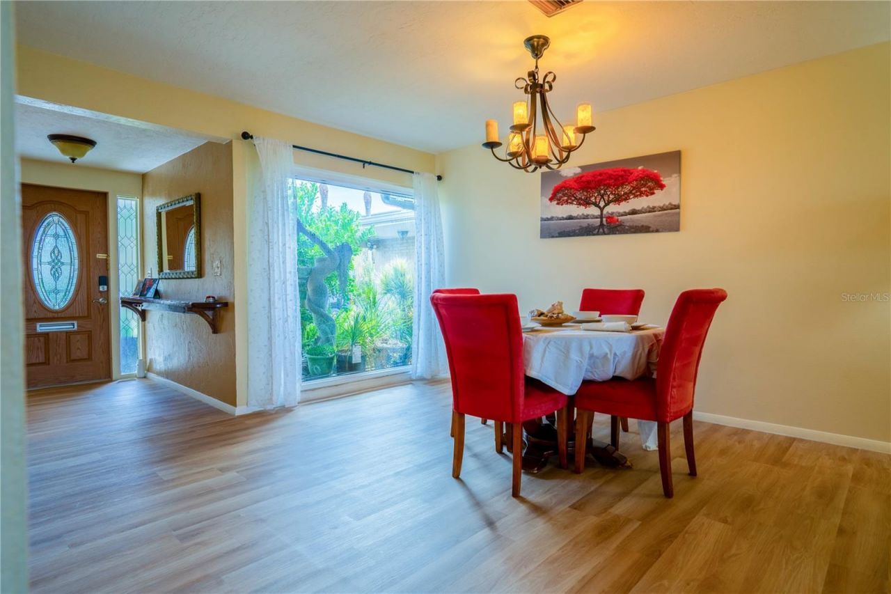 3289 Fairhaven Lane, Unit 112, Sarasota, FL 34239 Photo