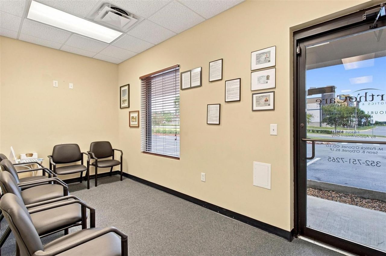 375 Fennell Boulevard , Lady Lake, FL 32159 Photo