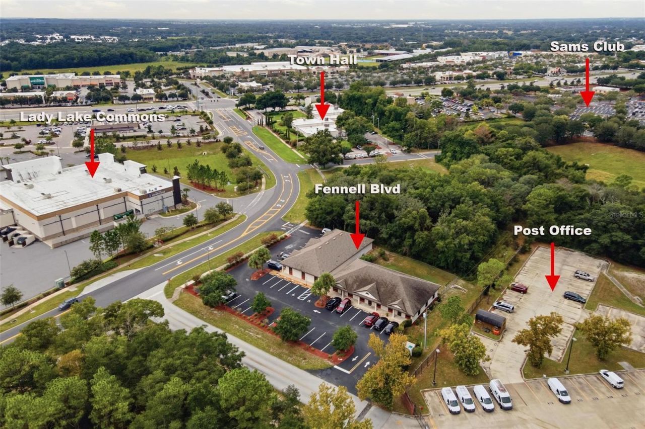 375 Fennell Boulevard , Lady Lake, FL 32159 Photo