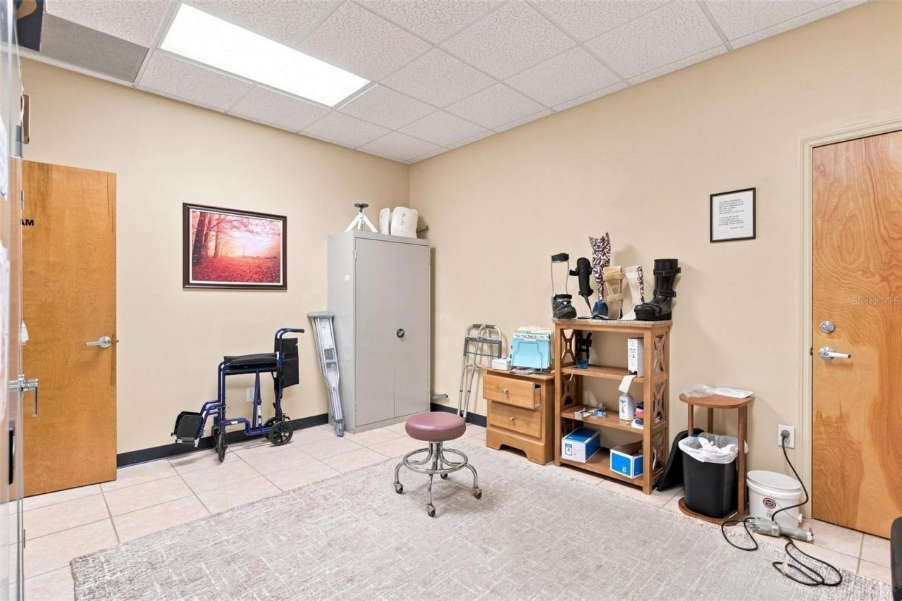 375 Fennell Boulevard , Lady Lake, FL 32159 Photo