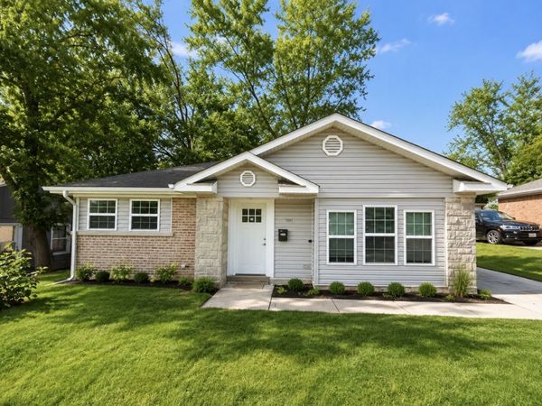 331 Sauk Trail , Park Forest, IL 60466