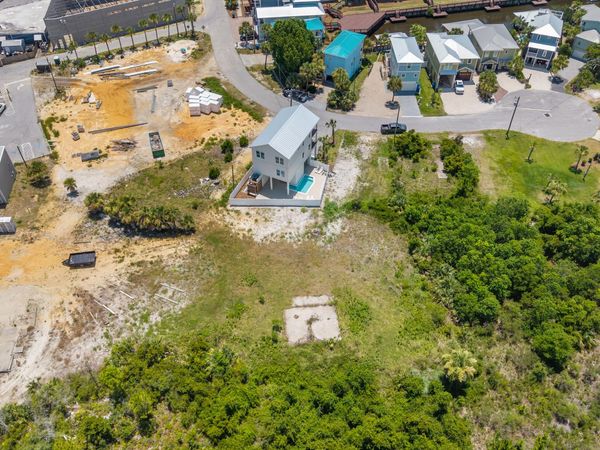 106 N 32Nd Street, Mexico Beach, FL 32456