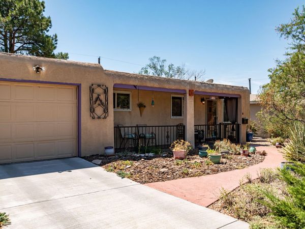 5604 Arvilla Avenue NE, Albuquerque, NM 87110