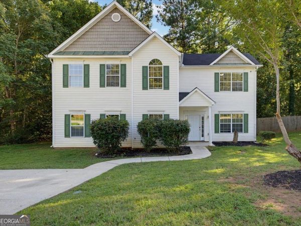 4060 Robin Circle, Atlanta, GA 30349
