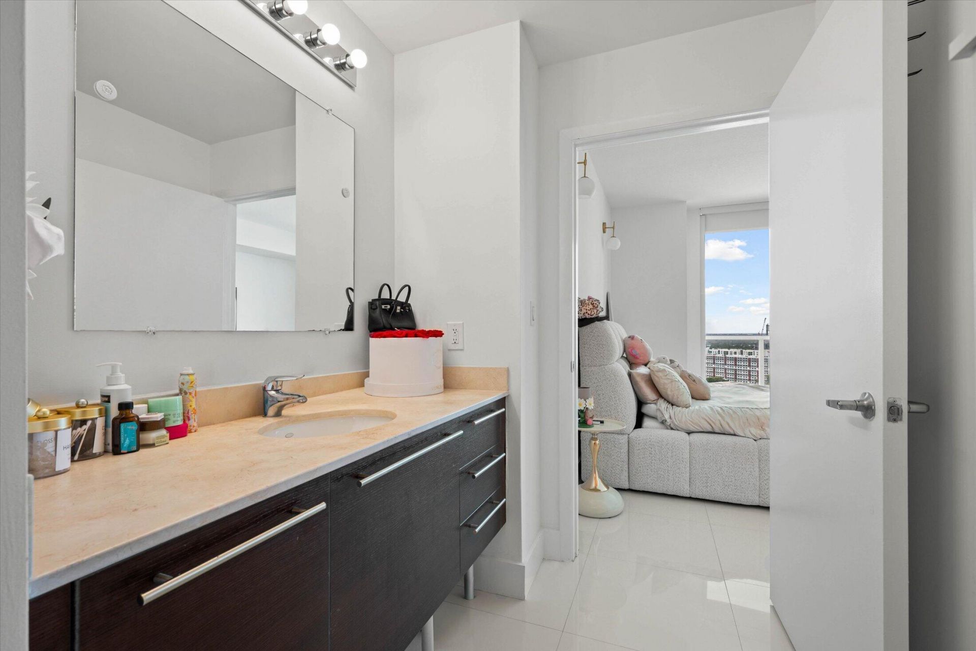 1900 N Bayshore Drive, Unit 2312, Miami, FL 33132 Photo