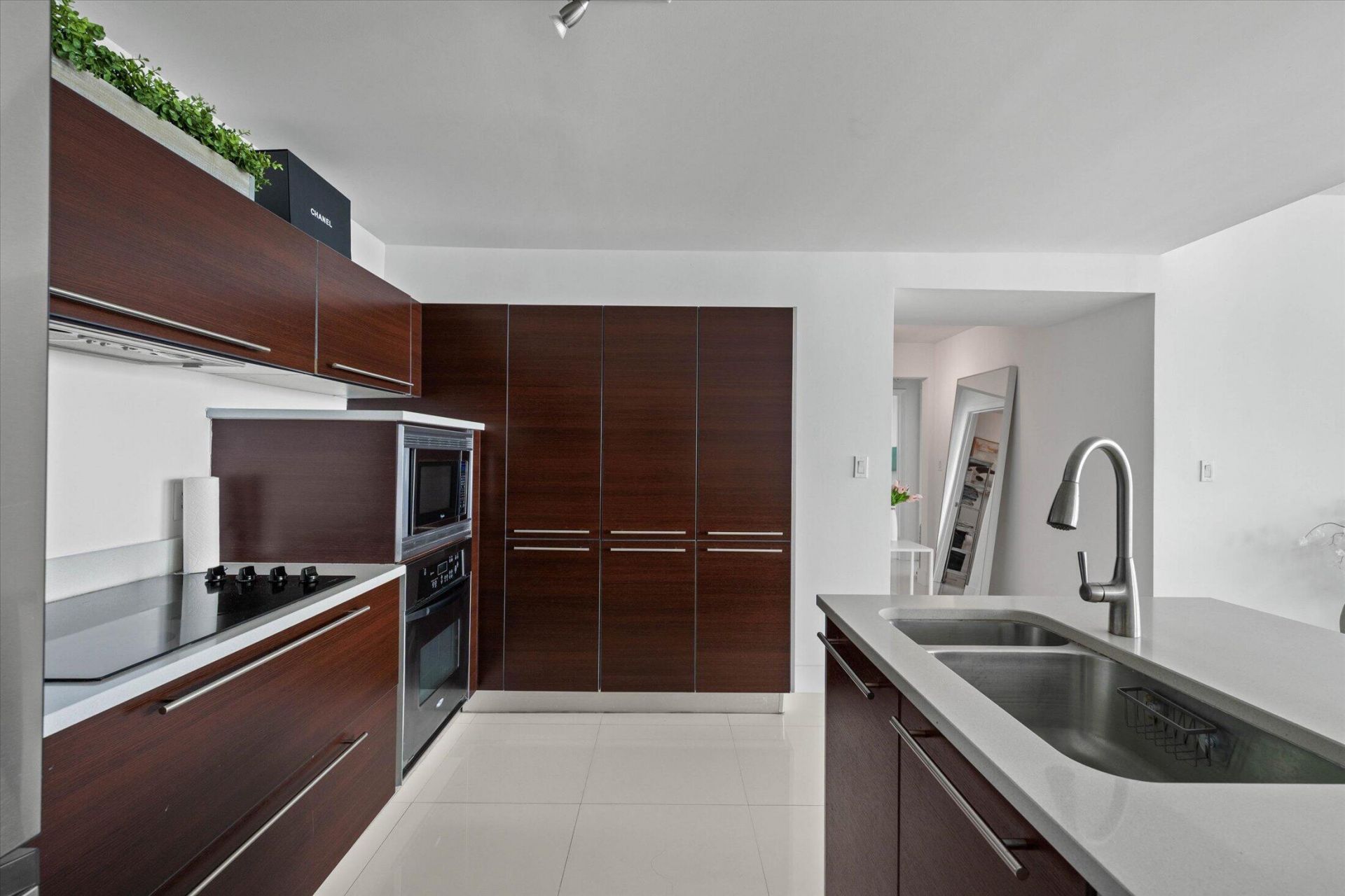 1900 N Bayshore Drive, Unit 2312, Miami, FL 33132 Photo