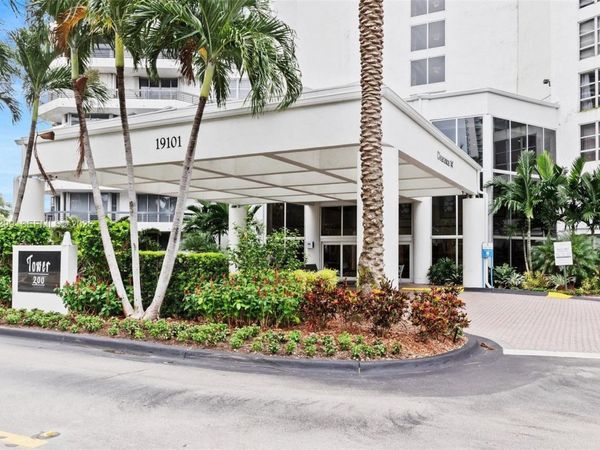 19101 NE 36th Ct , Unit 1704, Aventura, FL 33180