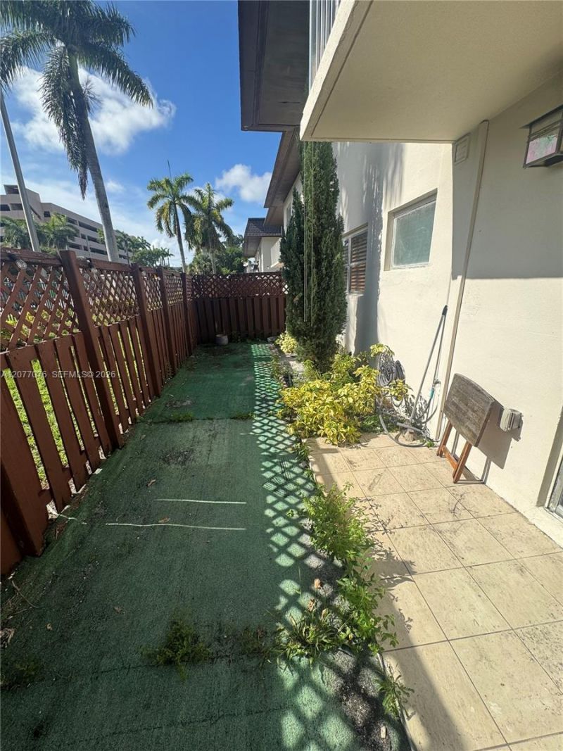 8601 SW 94th St, Unit 103W, Miami, FL 33156 Photo