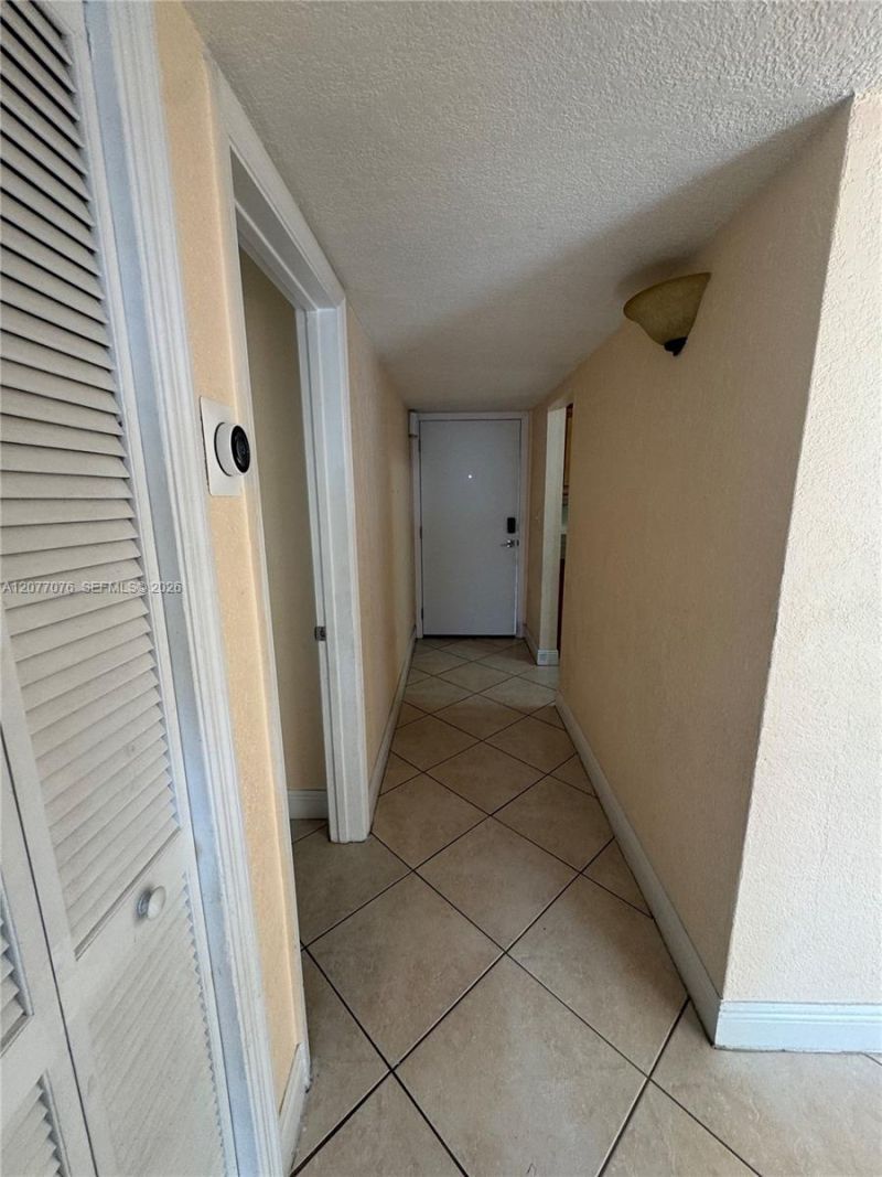 8601 SW 94th St, Unit 103W, Miami, FL 33156 Photo