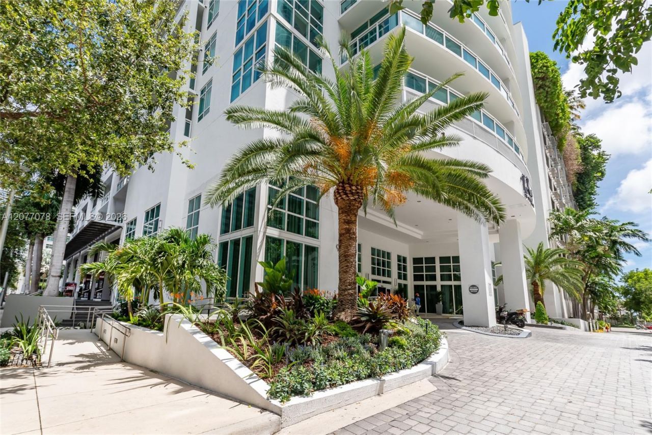 951 Brickell Ave, Unit 2608, Miami, FL 33131 Photo