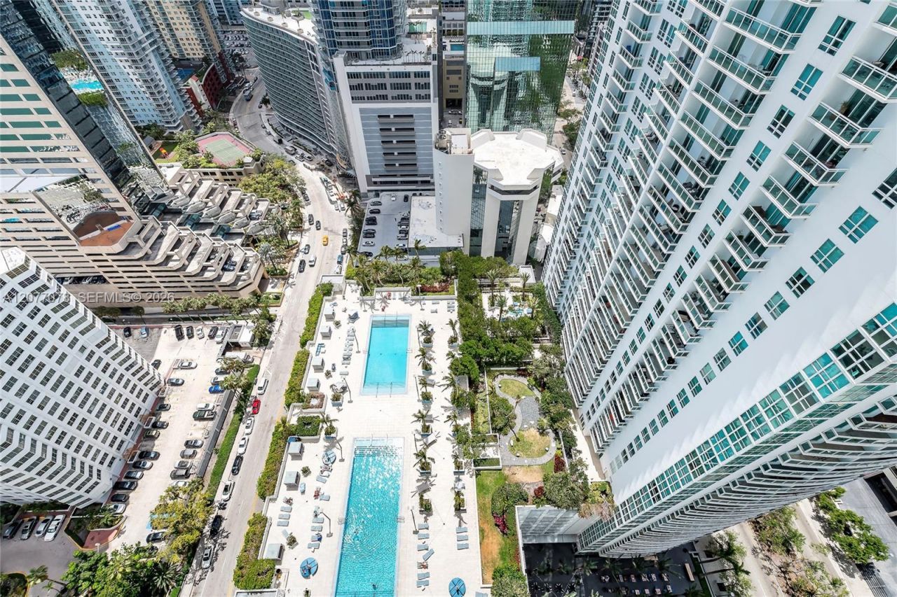 951 Brickell Ave, Unit 2608, Miami, FL 33131 Photo