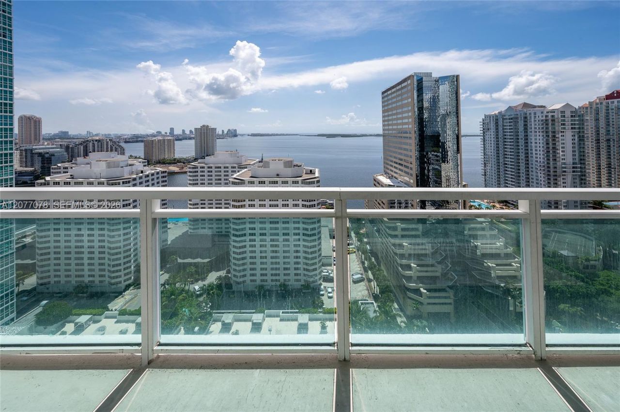 951 Brickell Ave, Unit 2608, Miami, FL 33131 Photo