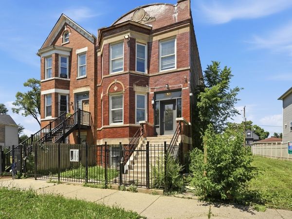 1622 S Karlov Avenue , Chicago, IL 60623