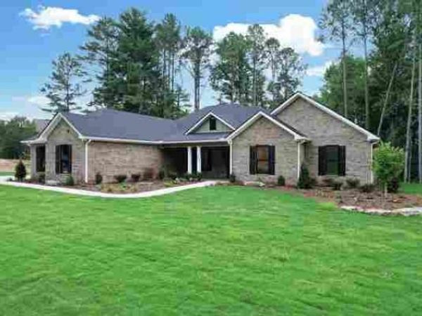 1696 Ridgeview Drive, Dalton, GA 30720