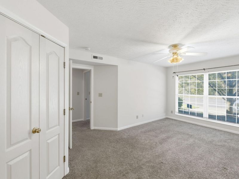 402 Napa Valley, Unit 203, Cold Spring, KY 41076 Photo 12