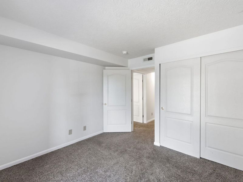 402 Napa Valley, Unit 203, Cold Spring, KY 41076 Photo 18
