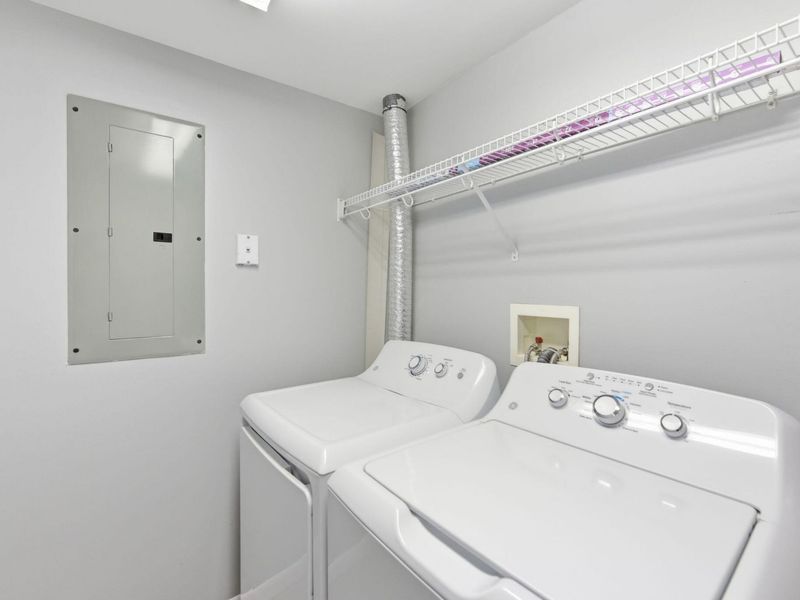 402 Napa Valley, Unit 203, Cold Spring, KY 41076 Photo 23