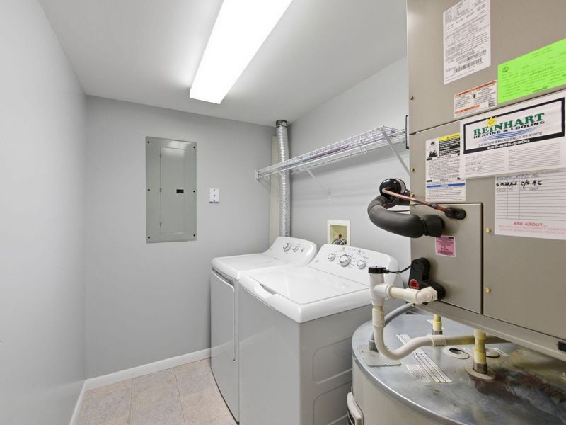 402 Napa Valley, Unit 203, Cold Spring, KY 41076 Photo 24