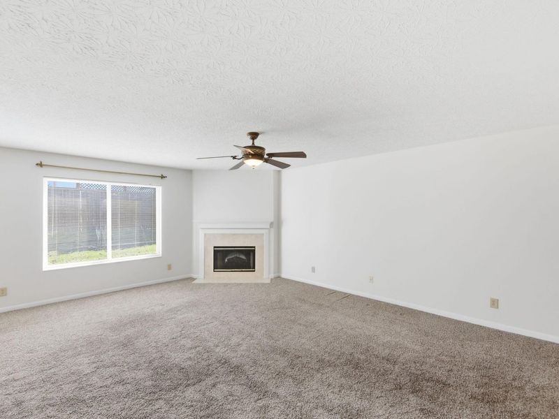 402 Napa Valley, Unit 203, Cold Spring, KY 41076 Photo 3