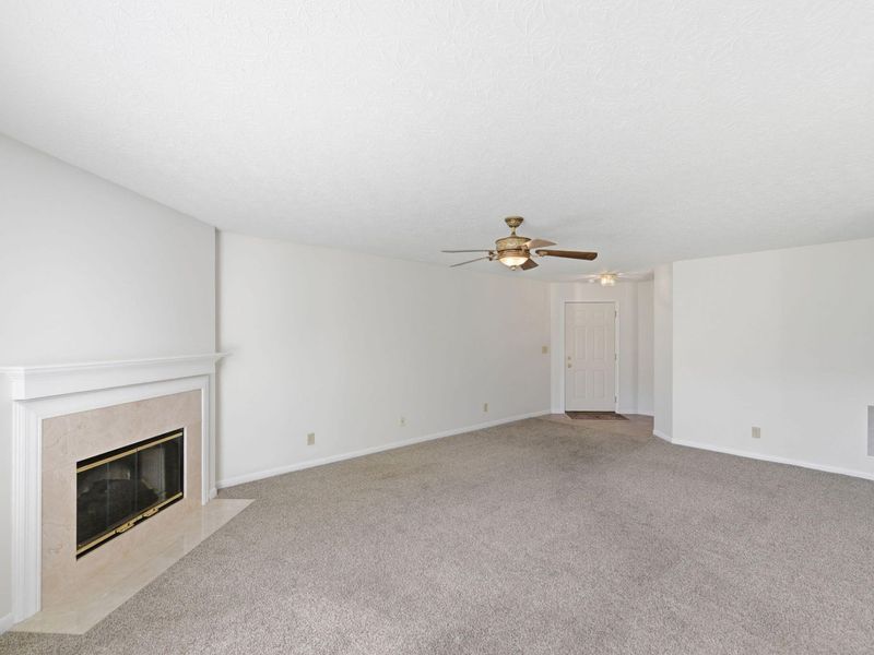 402 Napa Valley, Unit 203, Cold Spring, KY 41076 Photo 4