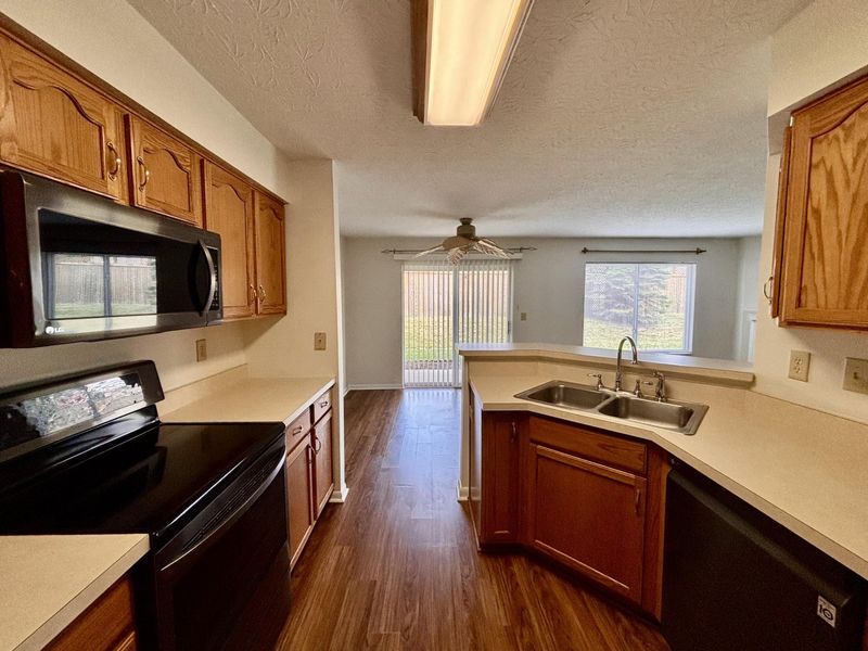 402 Napa Valley, Unit 203, Cold Spring, KY 41076 Photo 5