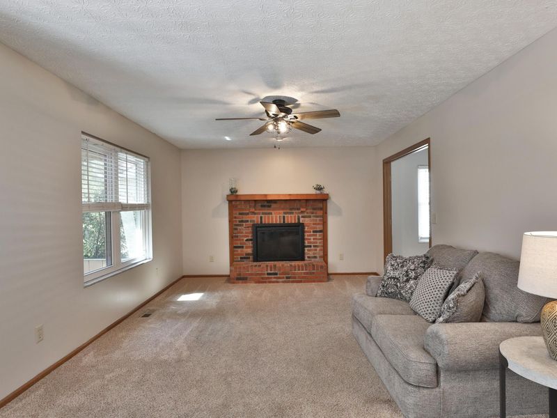 3311 Harbor Bay Drive, Columbus, OH 43221 Photo 14