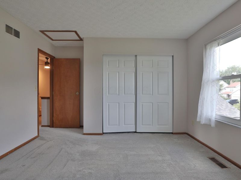 3311 Harbor Bay Drive, Columbus, OH 43221 Photo 20