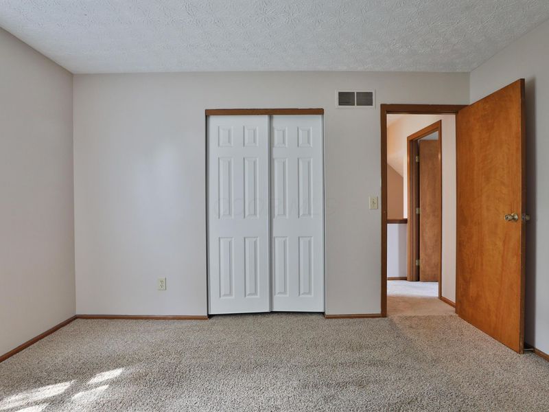 3311 Harbor Bay Drive, Columbus, OH 43221 Photo 22