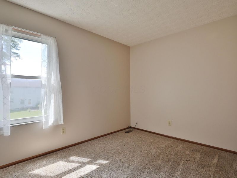 3311 Harbor Bay Drive, Columbus, OH 43221 Photo 23