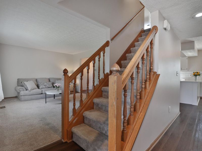 3311 Harbor Bay Drive, Columbus, OH 43221 Photo 3