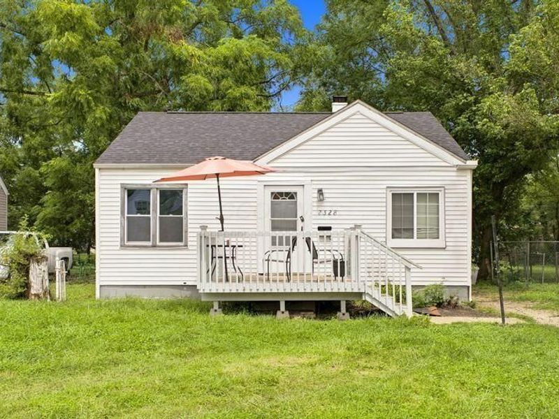 2328 Middlehurst Drive, Columbus, OH 43219 Photo 1