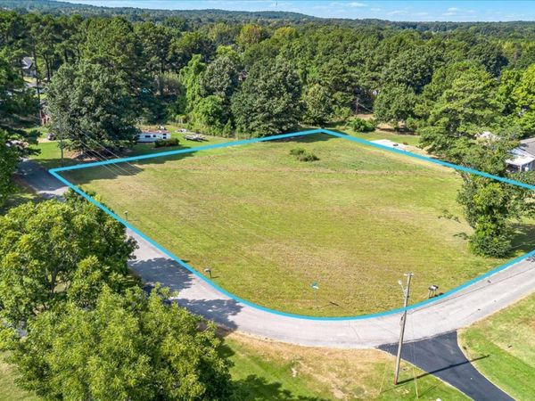 3117 Waymon Road, Jonesboro, AR 72404