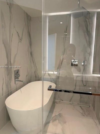 1400 Biscayne Boulevard, Unit 2702, Miami, FL 33132 Photo