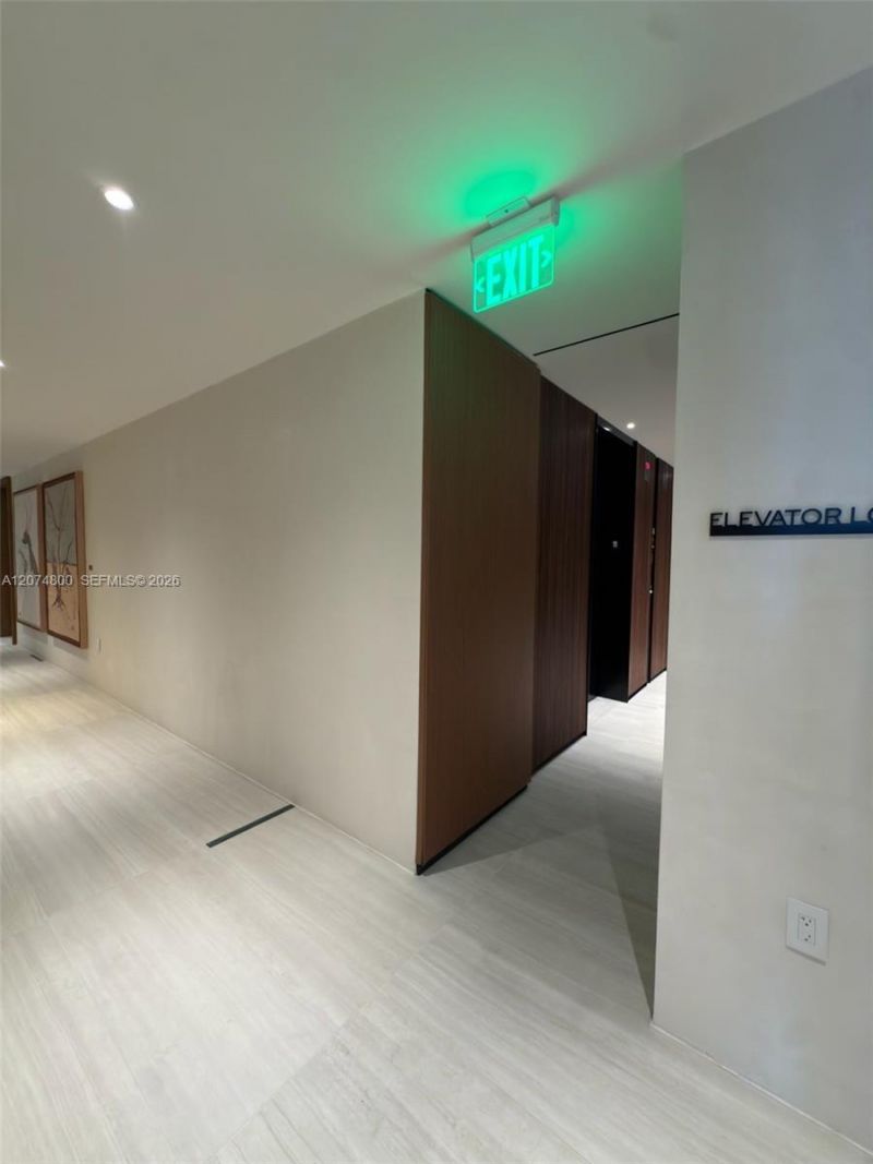 1400 Biscayne Boulevard, Unit 2702, Miami, FL 33132 Photo