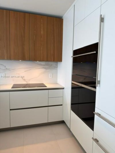 1400 Biscayne Boulevard, Unit 2702, Miami, FL 33132 Photo