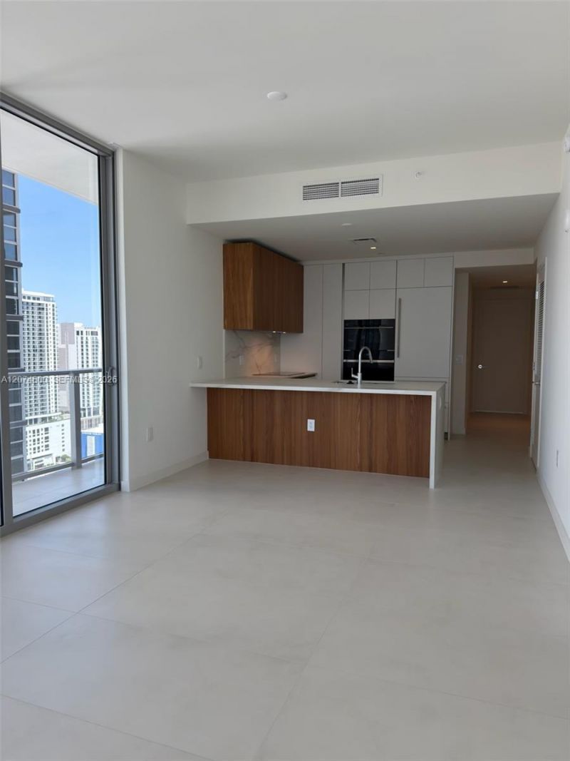 1400 Biscayne Boulevard, Unit 2702, Miami, FL 33132 Photo