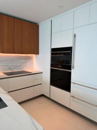 1400 Biscayne Boulevard, Unit 2702, Miami, FL 33132 Photo