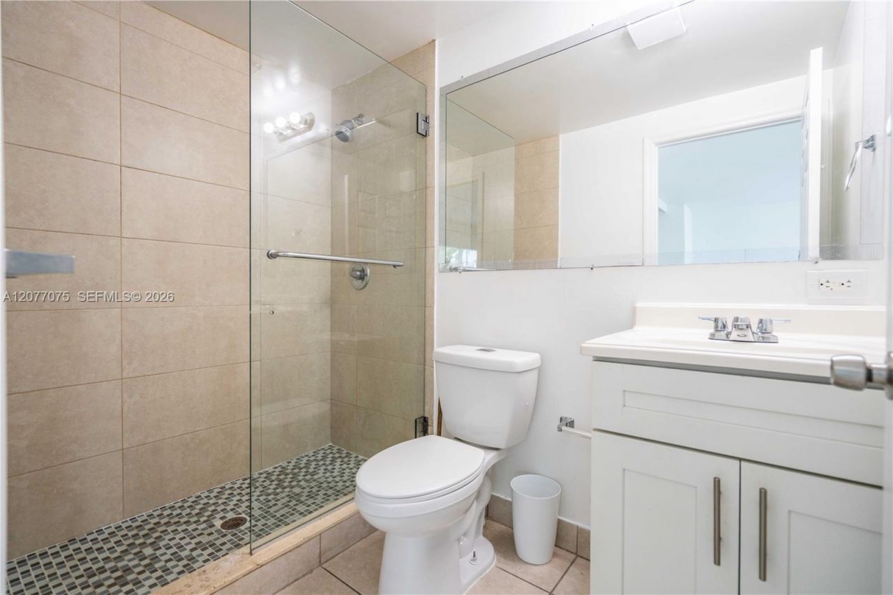 6971 Carlyle Ave , Unit 102, Miami Beach, FL 33141 Photo