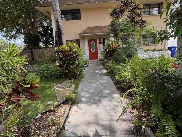 2192 NE 171st St , Unit 1, North Miami Beach, FL 33162
