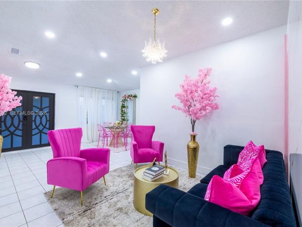13540 SW 180th Ter , Miami, FL 33177