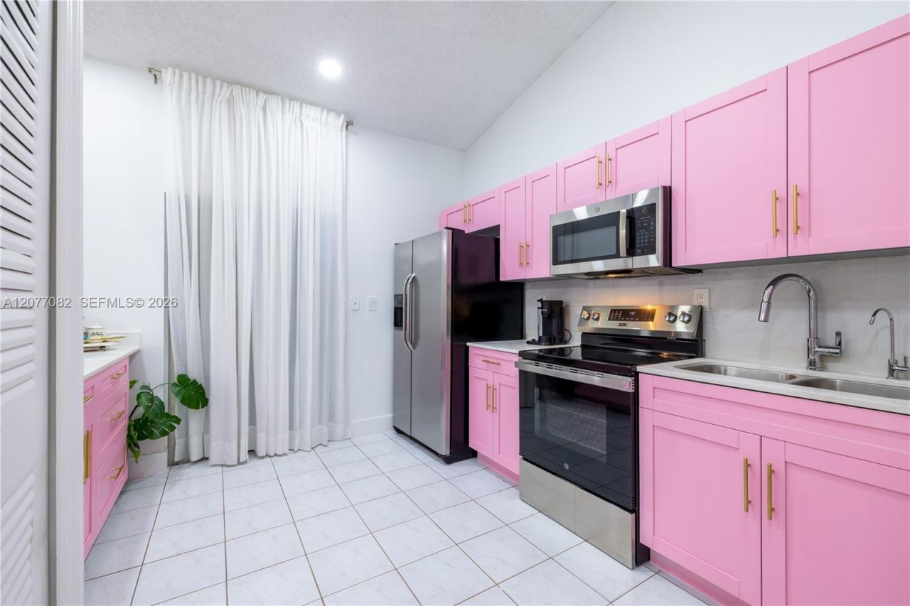 13540 SW 180th Ter , Miami, FL 33177 Photo