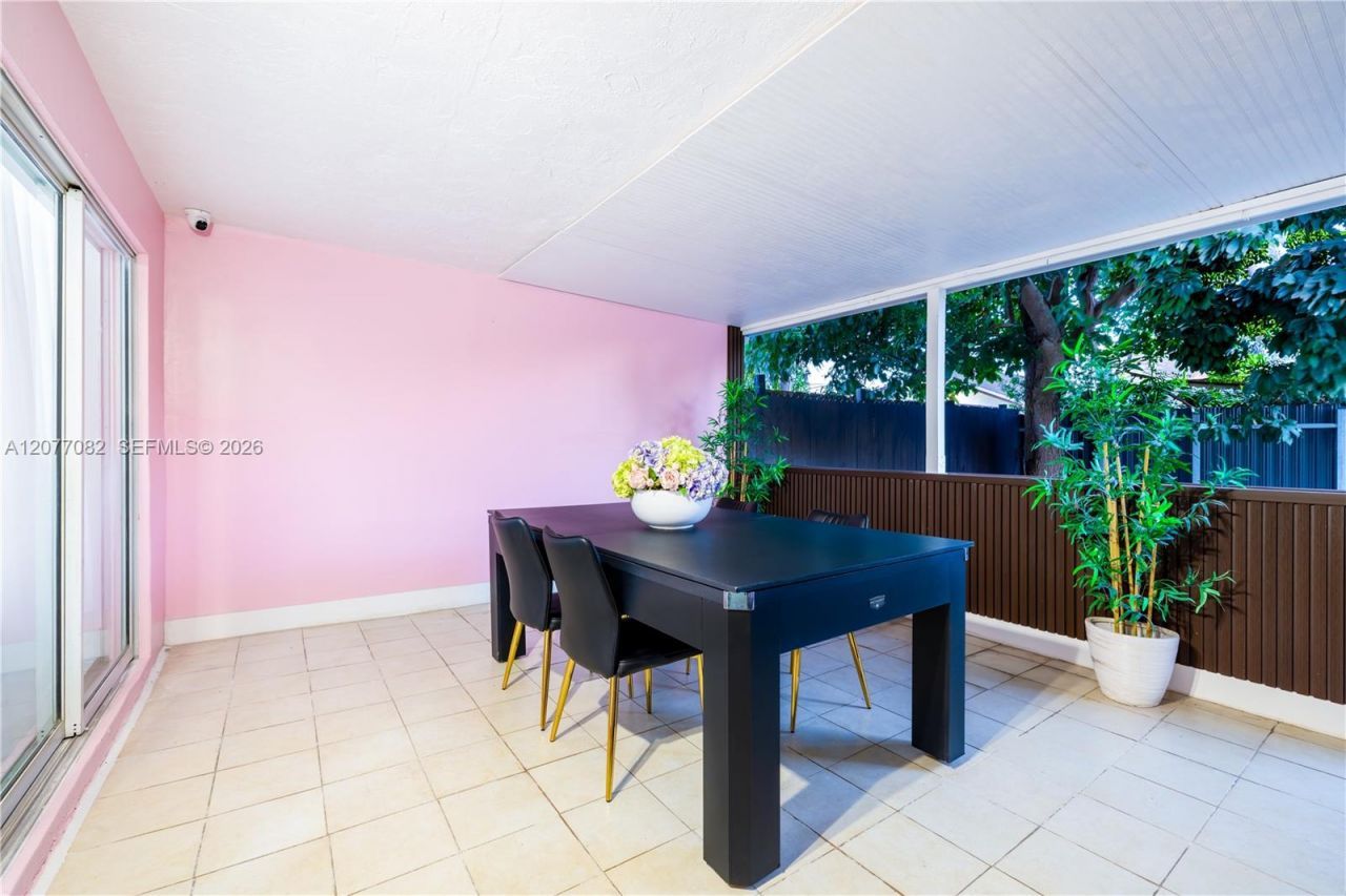 13540 SW 180th Ter , Miami, FL 33177 Photo